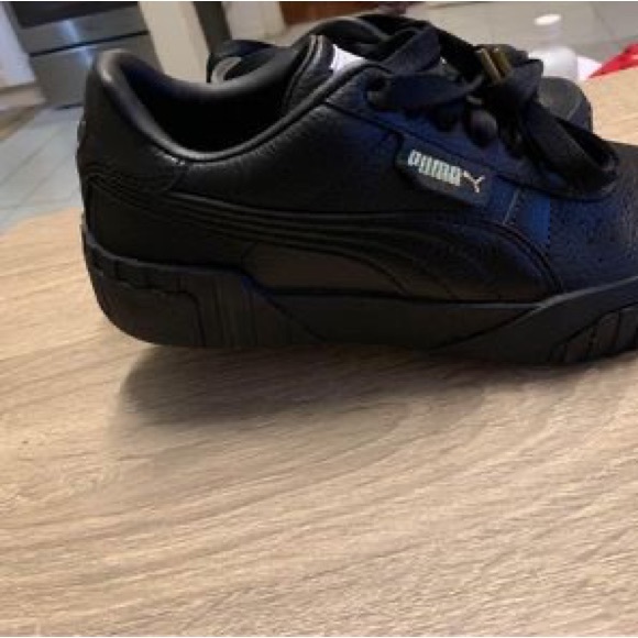 Puma sneaker s for sale - Picture 9 of 9